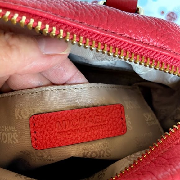 MICHAEL KORS PEBBLED LEATHER BEDFORD SATCHEL - Picture 6 of 6